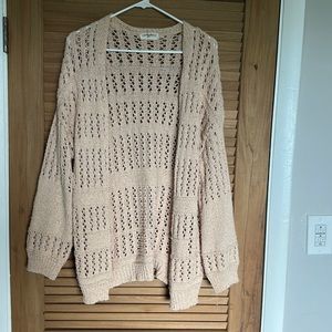 Carly Jean Los Angeles chunky rose cardigan